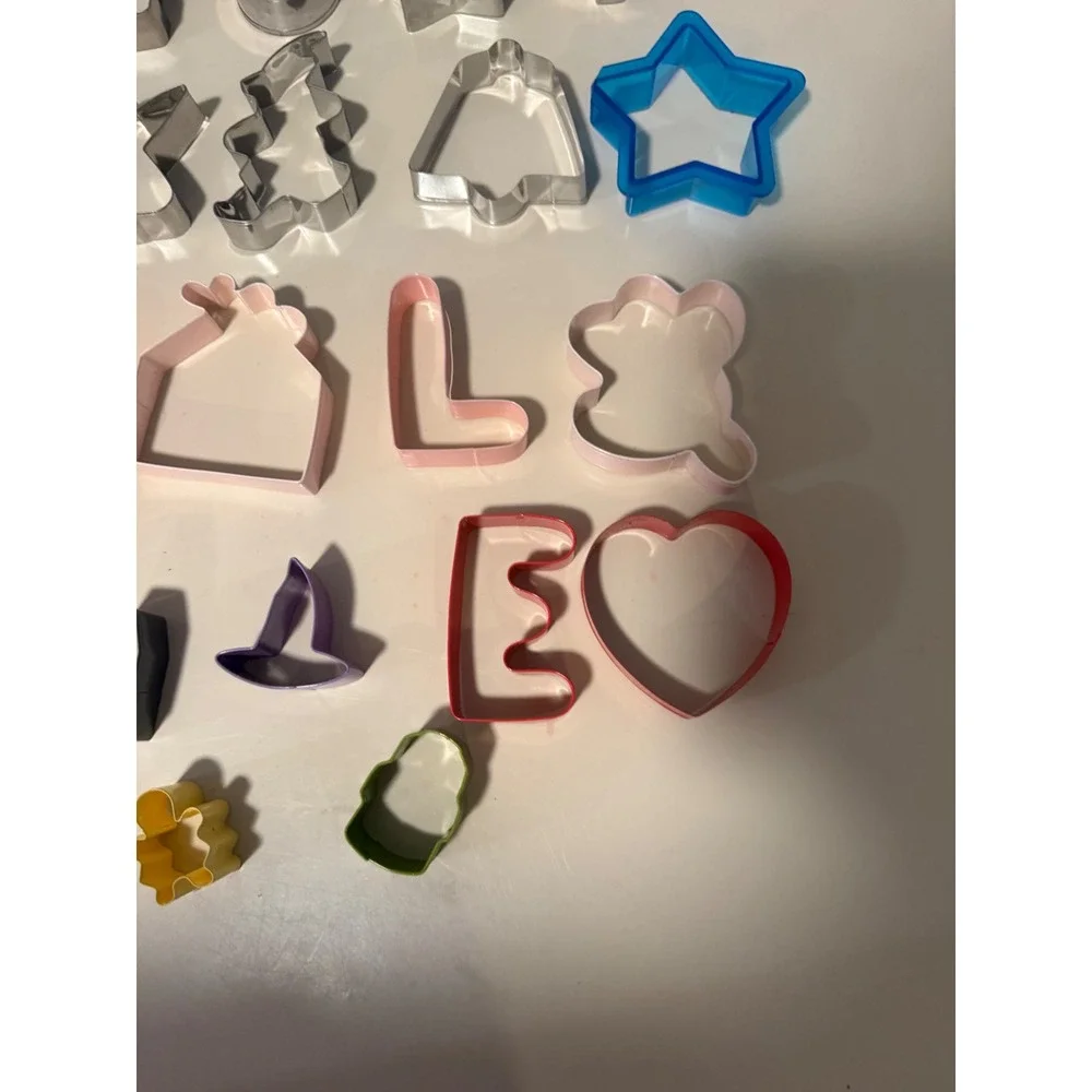 Assorted Holiday Cookie Cutter Lot Metal and Plastic Hearts Stars Christmas